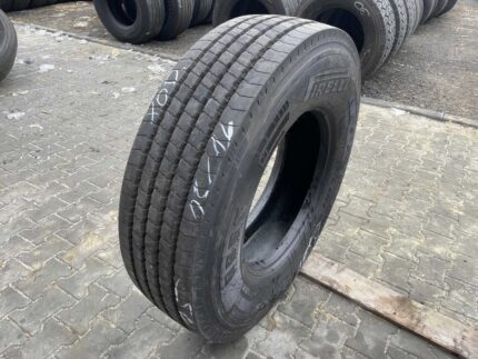 Używana opona ciężarowa 315/80R22.5 PIRELLI FR:01 PROWAY / 15-16mm