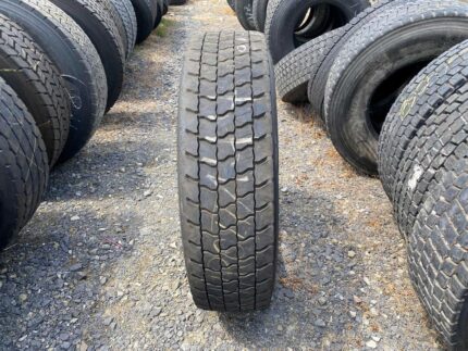 Opona ciężarowa używana 315/80R22.5 BFGOODRICH ROUTE CONTROL D / 8-10mm