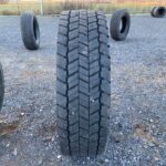  Używana opona ciężarowa 315/80R22.5 SEMPERIT RUNNER D2 / 14-15mm
