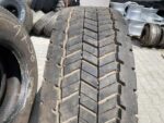 Używana opona ciężarowa 315/80R22.5 SEMPERIT RUNNER D2 / 11-13mm