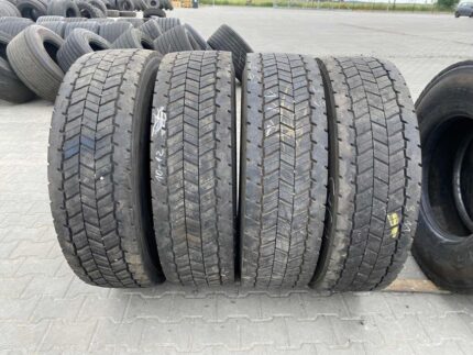  Używane opony ciężarowe 315/80R22.5 SEMPERIT RUNNER D2 / 9-11mm