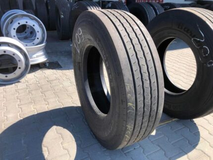 Używana opona ciężarowa 315/80R22.5 SEMPERIT RUNNER F2 / 13-14mm