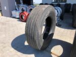 Używana opona ciężarowa 315/80R22.5 SEMPERIT RUNNER F2 / 13-14mm