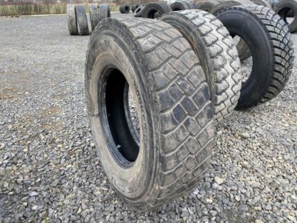 Używana opona ciężarowa 315/80R22.5 SEMPERIT WORKER D2