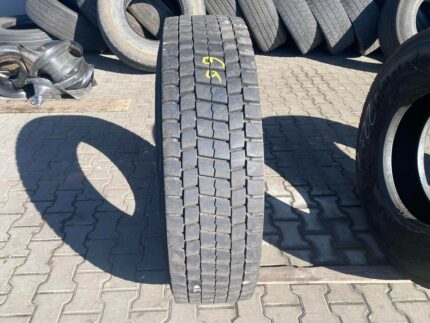 Używana opona ciężarowa 315/80R22.5 BIEŻNIKOWANA TYP BRIDGESTONE M729 / 13mm