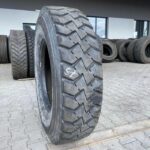  Używana opona ciężarowa 315/80R22.5 BIEŻNIKOWANA  TYP BUDOWLANA  Z / 14-16mm