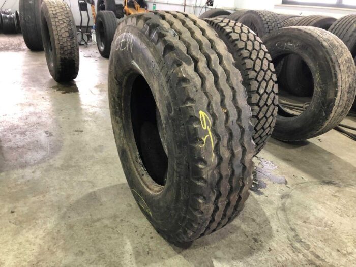 Używana opona ciężarowa 315/80R22.5 BIEŻNIKOWANA  TYP CONTINENTAL HSC