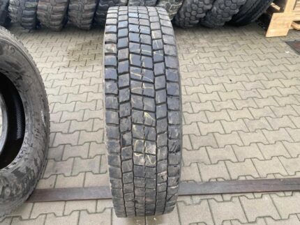 Używana opona ciężarowa 315/80R22.5 BIEŻNIKOWANA TYP BRIDGESTONE M729 / 11-13mm
