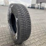  Używana opona ciężarowa 315/80R22.5 BIEŻNIKOWANA TYP KOSTKA / 8-10mm