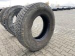 Używana opona ciężarowa 315/80R22.5 BIEŻNIKOWANA TYP KOSTKA / 8-10mm