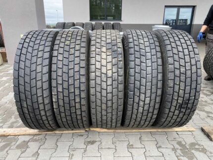  Używane opony ciężarowe 315/80R22.5 CONTINENTAL CONTI HYBRID HD3 / POGŁĘBIANE