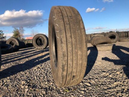  Opona ciężarowa używana 315/80R22.5 ATHOS HG2207S / 7-10mm