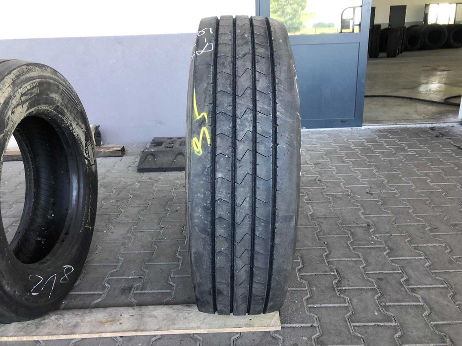 Używana opona ciężarowa 315/80R22.5 DUNLOP SP344 / 8-9mm Używana opona ciężarowa 315/80R22.5 DUNLOP SP344 / 8-9mm