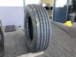 Używana opona ciężarowa 315/80R22.5 DUNLOP SP344 / 8-9mm
