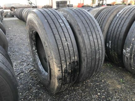 Używane opony ciężarowe 315/80R22.5 DUNLOP SP344 / 9-11mm