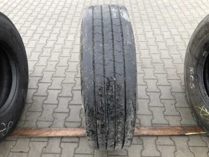 Używana opona ciężarowa 315/80R22.5 DUNLOP SP344 / 7mm