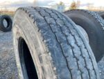 Używana opona ciężarowa 315/80R22.5 DUNLOP SP362 / 7-9mm