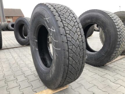  Używana opona ciężarowa 315/80R22.5 DUNLOP SP446 / 11-13mm