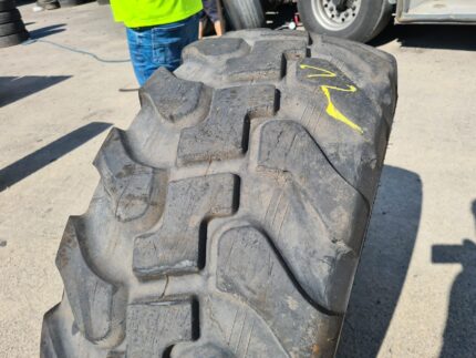 Opona do maszyn budowlanych 405/70R18 , 16/70R18 GALAXY MULTI TOUGH