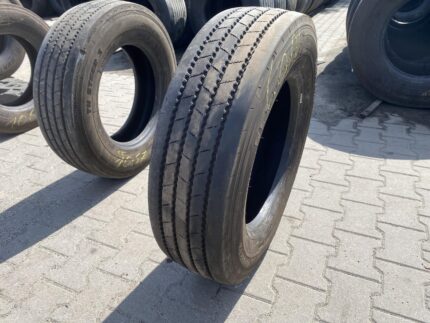  Opona ciężarowa 215/75R17.5 SEMPERIT RUNNER F2 / 8mm