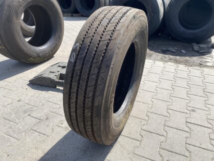  Opona ciężarowa 215/75R17.5 SEMPERIT RUNNER F2 / 100% BIEŻNIKA