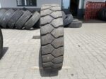 Opona przemysłowa do wózków. 10.00-20 MAXXIS TUFF-GUARD WIDE WALL / 80% Bieżnika