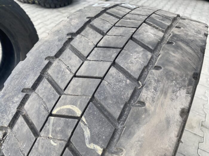 Opona ciężarowa 295/60R22.5 BARUM BD200 ROAD / 8mm