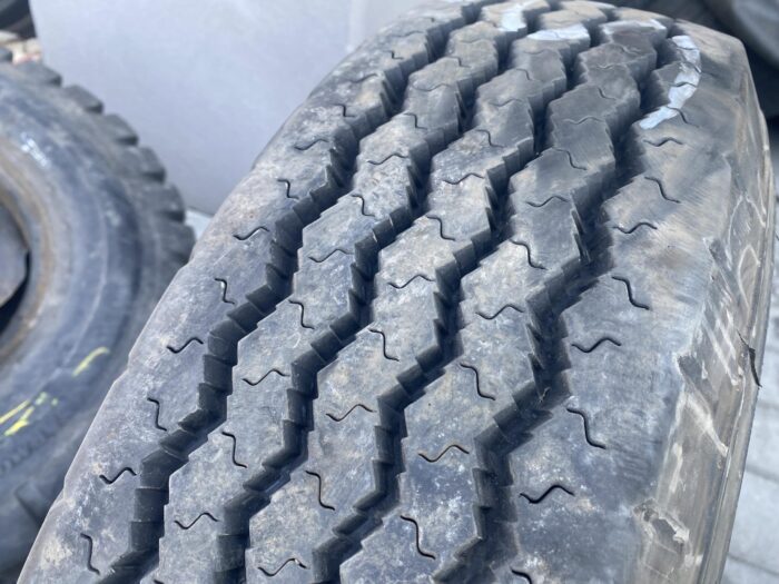 Opona ciężarowa 9.5R17.5 MICHELIN XZA / 13-14mm