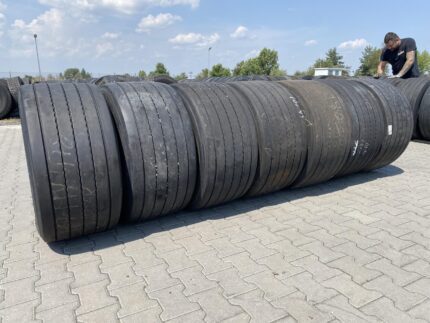  Opony ciężarowe 445/45R19.5 CONTINENTAL CONTI HYBRID HT3 / 10-11mm