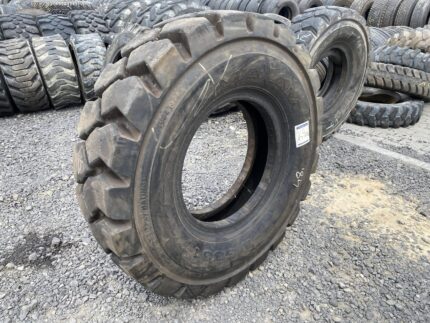 Opona przemysłowa do maszyn 12.00-20 MAXAM MS801 / 95% Bieżnika