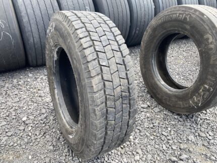  Opona ciężarowa 235/75R17.5 SEMPERIT TRANS-STEEL / 8-9mm