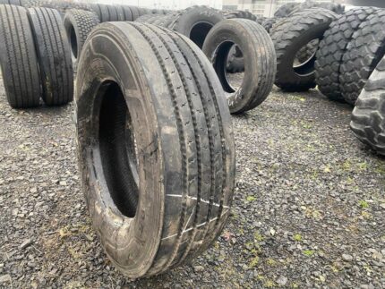  Opona ciężarowa 265/70R19.5 UNIROYAL FH40 / 10-11mm
