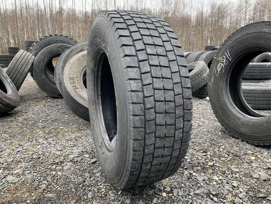 Opona ciężarowa 265/70R19.5 MICHELIN XMULTI D / 7-8mm Opona ciężarowa 285/70R19.5 FALKEN BI851 / 5-7mm