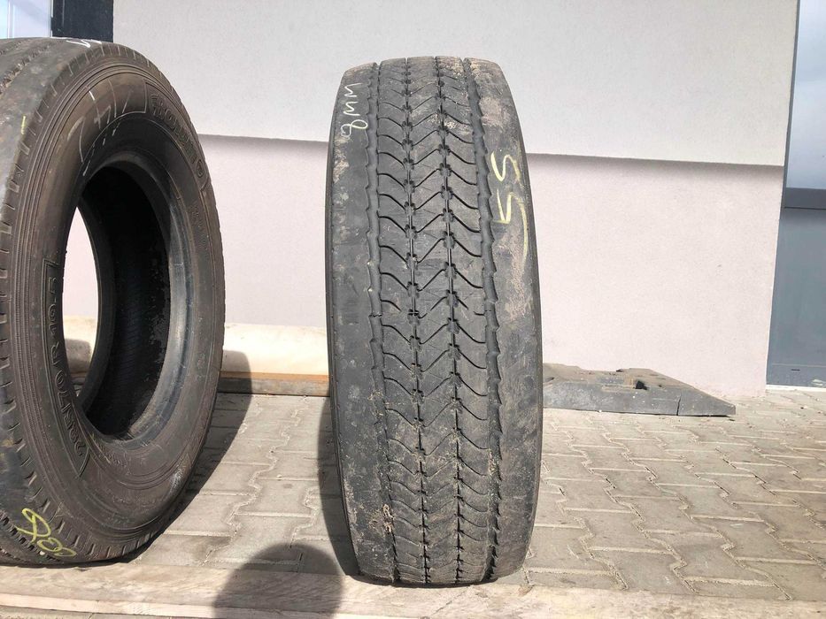 Opona ciężarowa 315/70R22.5 GOODYEAR FUELMAX S GEN-2 / 10-11mm Opona ciężarowa 285/70R19.5 GOODYEAR KMAX S / 7-8mm