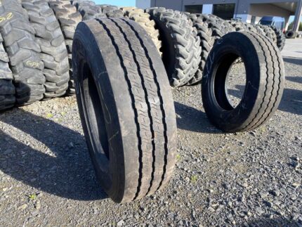  Opona ciężarowa 245/70R19.5 GOODYEAR KMAX T / 11-12mm