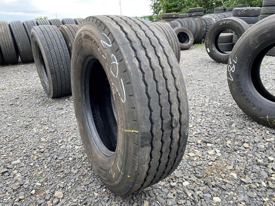 Opona ciężarowa 235/75R17.5 FULDA REGIOFORCE / 9-11mm Opona ciężarowa 285/70R19.5 PIRELLI ST:01