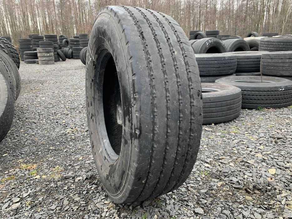 Opony ciężarowe 455/45R22.5 MICHELIN X ONE MAXI TRAILER XTA+E / 11mm Opona ciężarowa 285/70R19.5 UNIROYAL FH100 / 11-12mm