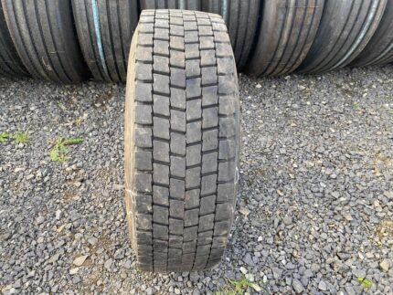 Opona ciężarowa 305/70R19.5 BIEŻNIKOWANE TYP MICHELIN XDE2 / 9-10mm