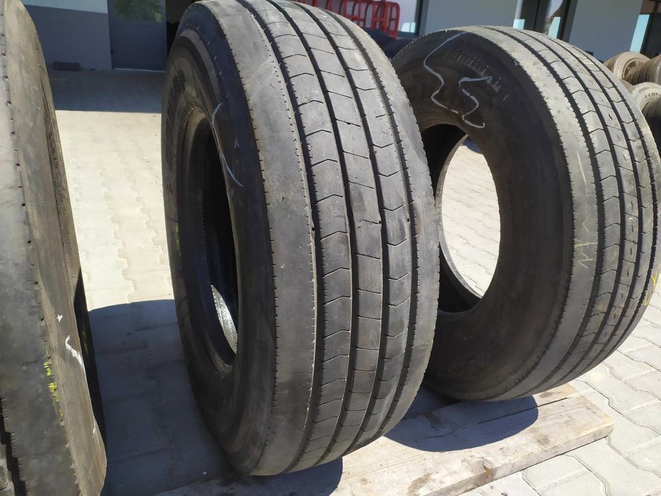 Opona ciężarowa 385/65R22.5 GOODYEAR KMAX S GEN-2 / 11-12mm Opona ciężarowa 305/70R19.5 DUNLOP SP344 / 8mm