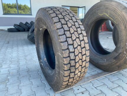  Opona ciężarowa 305/70R19.5 PIRELLI TR:01 / 100% BIEŻNIKA