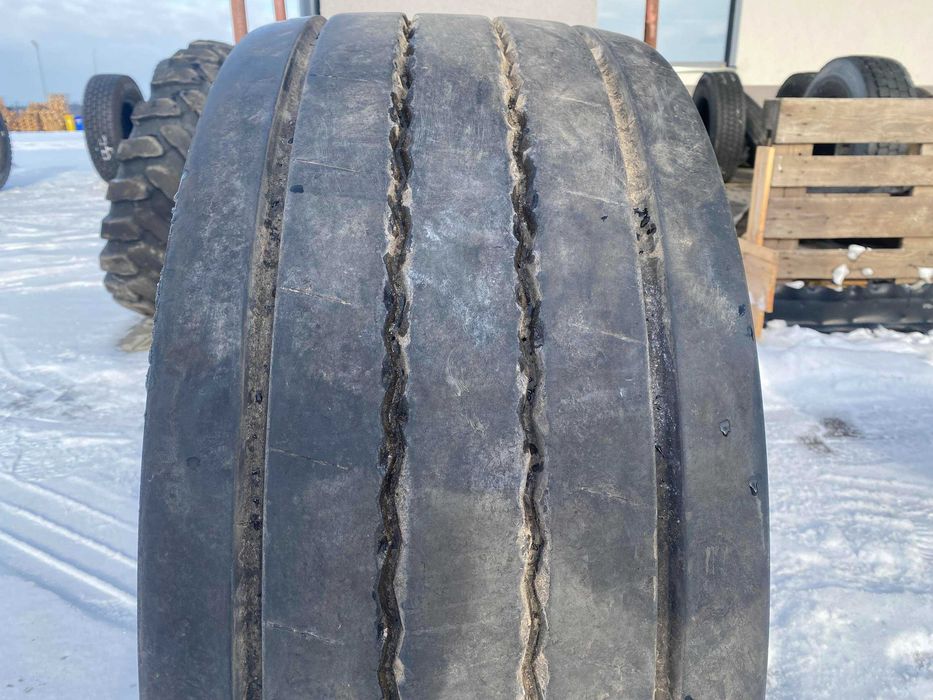 Opony ciężarowe 315/70R22.5 MICHELIN XMULTI D / 11-13mm Opony ciężarowe 385/55R19.5 CONTINENTAL CONTI HYBRID HT3 / 11-12mm