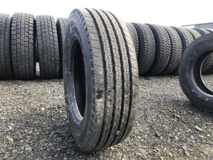  Opona ciężarowa 245/70R19.5 KUMHO KRT02 / 100% BIEŻNIKA