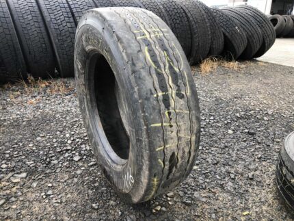  Opona ciężarowa 245/70R19.5 MICHELIN XTE2 / 6-7mm
