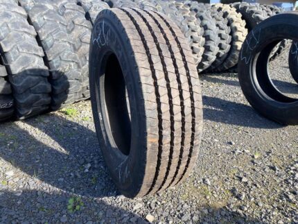  Opona ciężarowa 245/70R19.5 SEMPERIT EURO-FRONT / 100% BIEŻNIKA