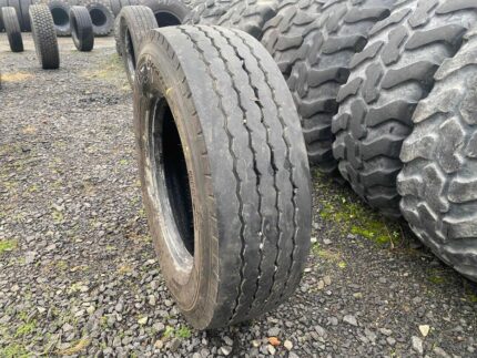  Opona ciężarowa 265/70R19.5 PIRELLI ST:01 / 9-11mm