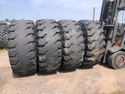 Opona przemysłowa do maszyn MICHELIN XMINE D L  skalna  bieżnika