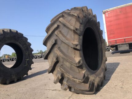  Opona rolnicza  TRELLEBORG TM   bieżnika