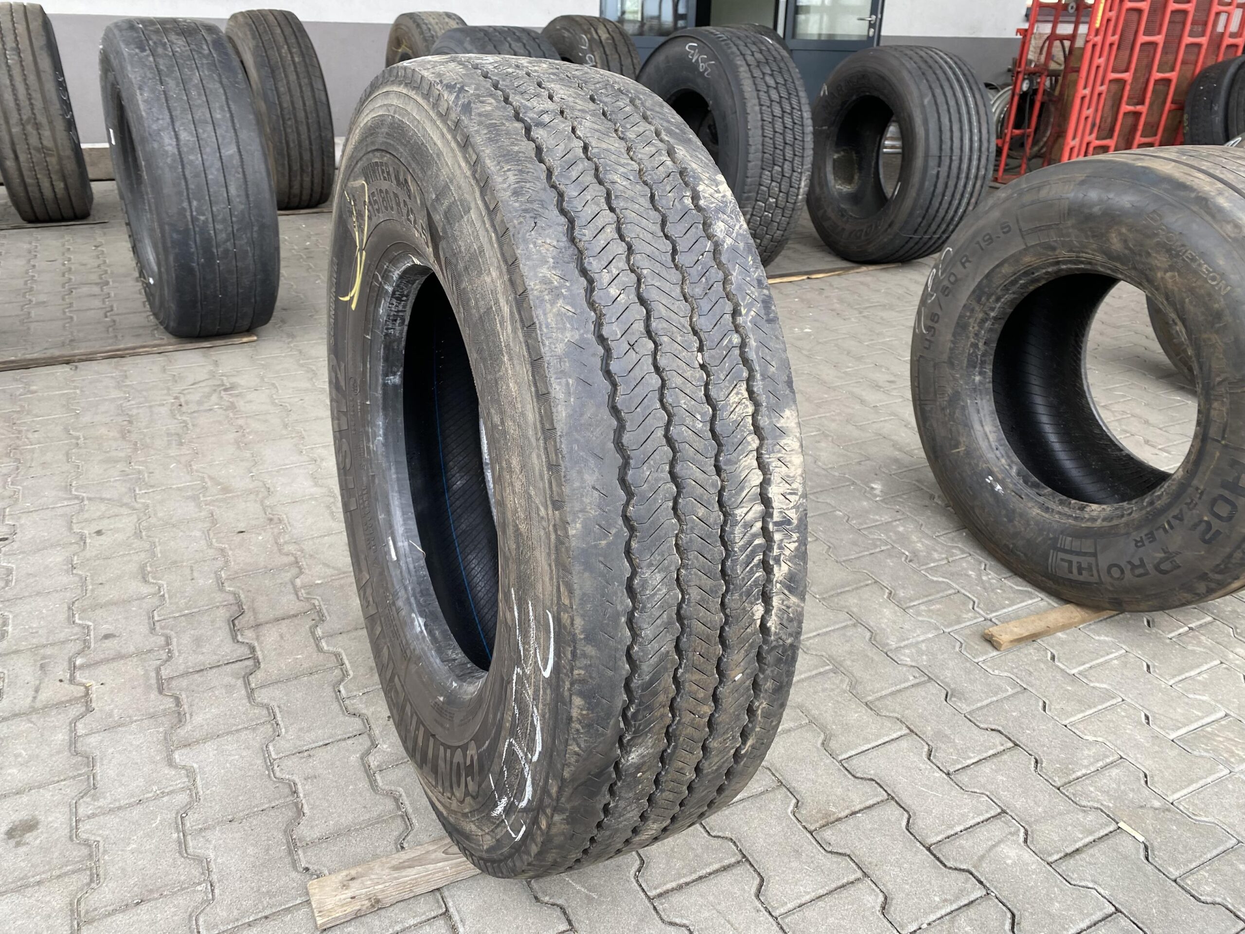 315/80R22.5 CONTINENTAL CONTI SCANDINAVIA HSW2 / 11mm CONTINENTAL CONTI SCANDINAVIA HSW