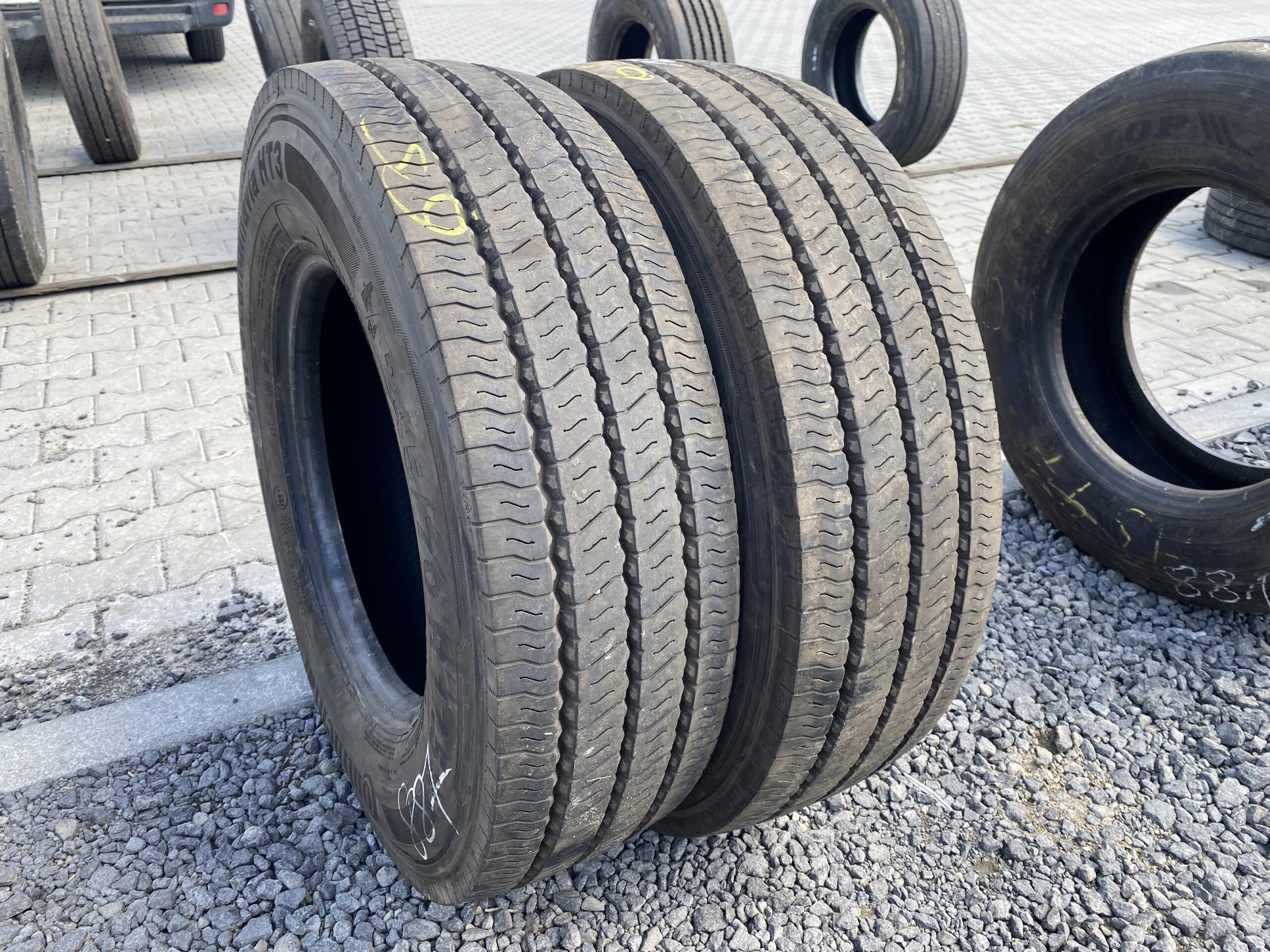 245/70R17.5 CONTINENTAL CONTI SCANDINAVIA HT3 / 12mm CONTINENTAL CONTI SCANDINAVIA HT