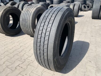 Opona ciężarowa 285/70R19.5  CONTINENTAL CONTI HYBRID HS3 / 8-10mm